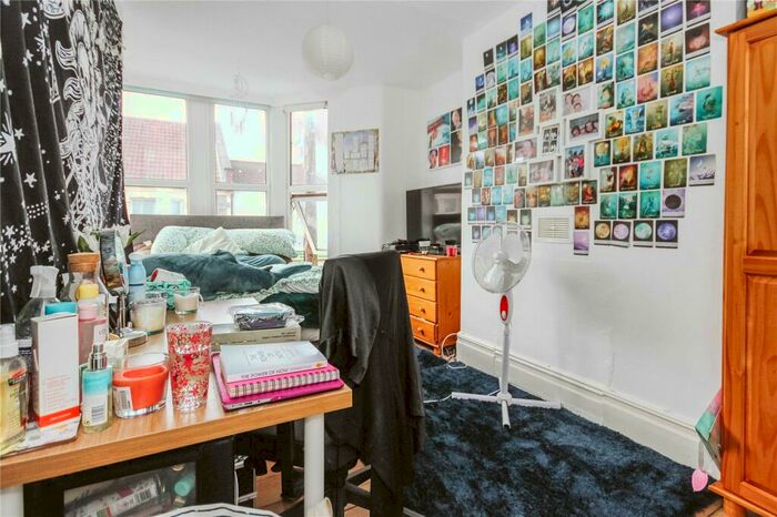 5 Bedroom Terraced House To Rent In Victoria Park, Fishponds, Bristol, BS16
