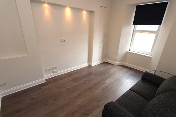 1 Bedroom Flat To Rent In Kirk Brae, Liberton, Edinburgh, EH16
