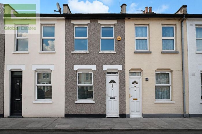 2 Bedroom Terraced House To Rent In Boulogne Road, Croydon, CR0