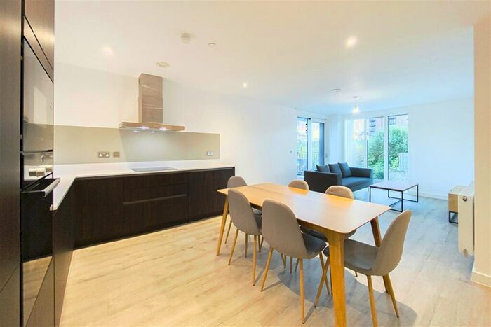 3 Bedroom Apartment To Rent In Middlewood Locks, M5