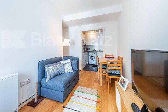 1 Bedroom Flat To Rent In Hillmarton Road, Islington / Caledonian Road, N7