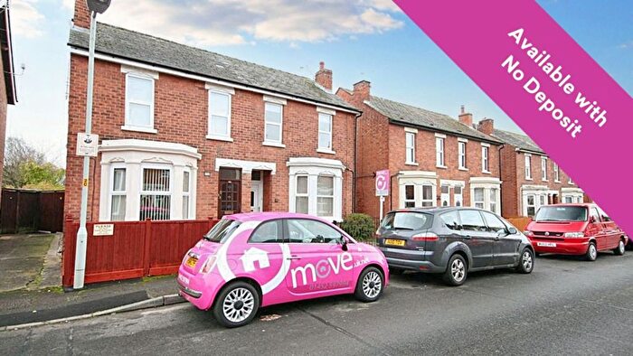 5 Bedroom Property To Rent In Deans Way, Gloucester, GL1