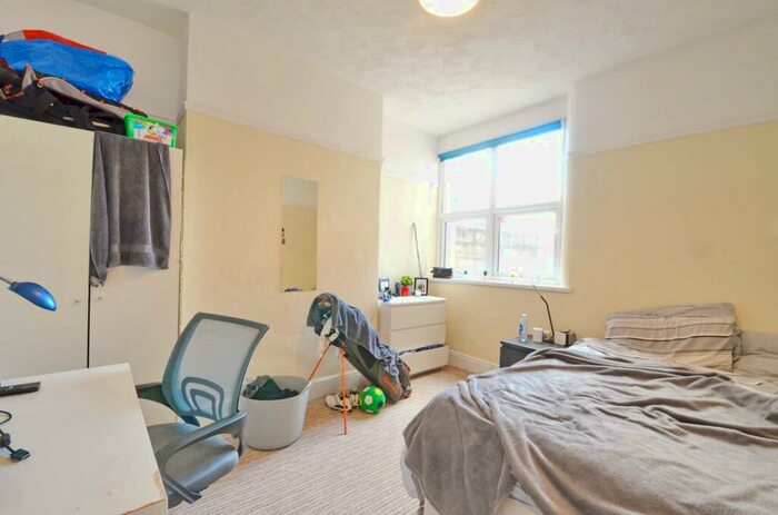 5 Bedroom Terraced House To Rent In Longmead Avenue, Bishopston, BS7
