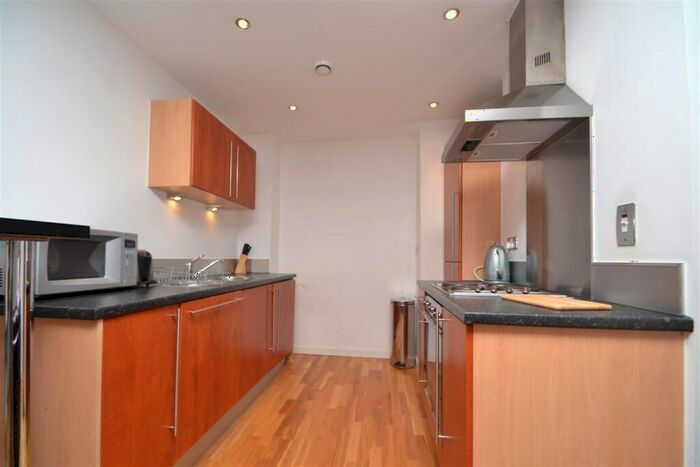 2 Bedroom Apartment To Rent In Faroe, City Island, Leeds, LS12