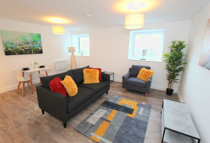 1 Bedroom Flat To Rent In Elfin Square, Gorgie, Edinburgh, EH11