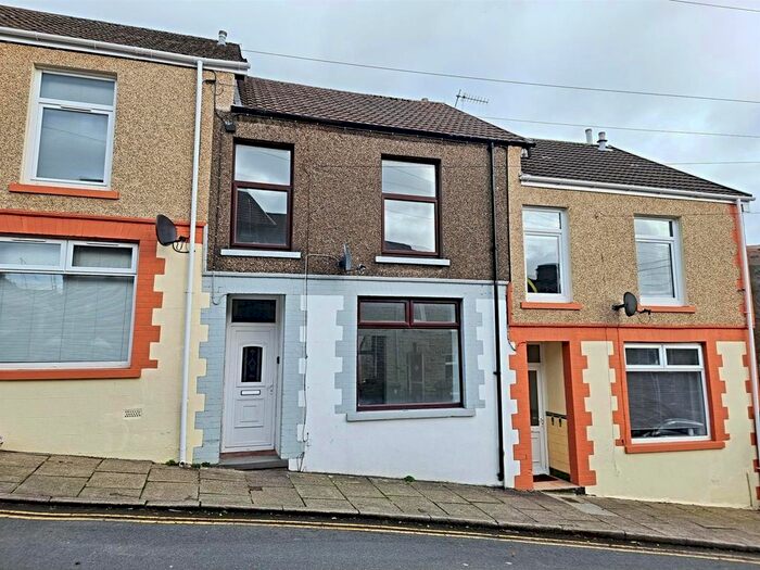 3 Bedroom Terraced House To Rent In Penygraig Terrace, Ynysybwl, Pontypridd, CF37