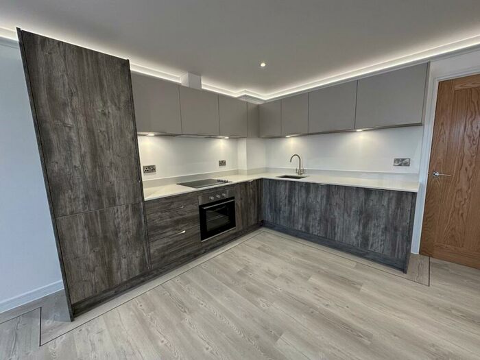 2 Bedroom Apartment To Rent In Long Acre, Bingham, NG13