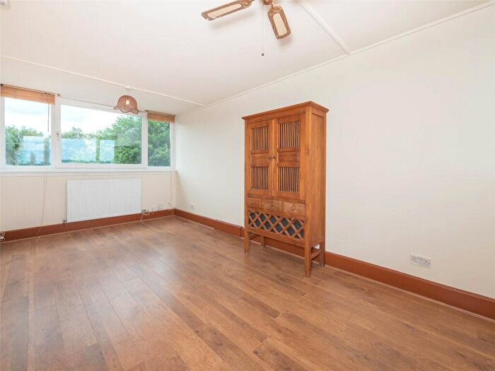 1 Bedroom Flat To Rent In Redbraes Grove, Edinburgh, EH7