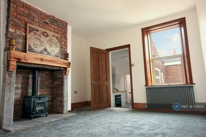 3 Bedroom Flat To Rent In Ashburton, Newcastle Upon Tyne, NE3
