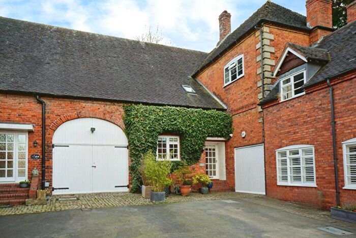5 Bedroom Character Property For Sale In Ingestre, Stafford, ST18