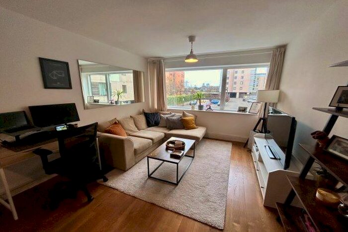 1 Bedroom Flat To Rent In Maia House, Caerdydd, CF10