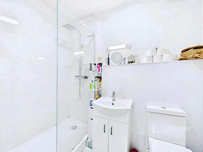 Studio To Rent In Montpelier Place, Brighton, East Sussex, BN1