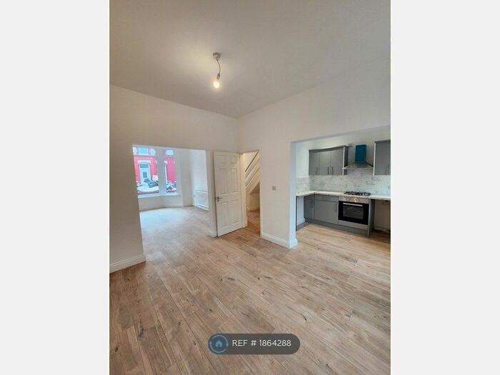 3 Bedroom End Of Terrace House To Rent In Woodhall Road, Liverpool, L13