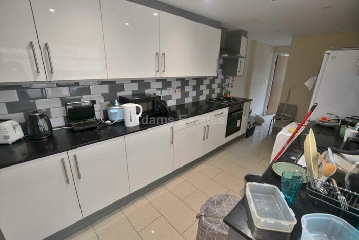 6 Bedroom Terraced House To Rent In Blenheim Road, Reading, RG1