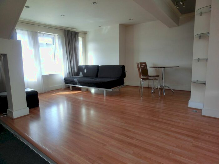 1 Bedroom Flat To Rent In Church Walk, Milton Road, Gravesend DA12