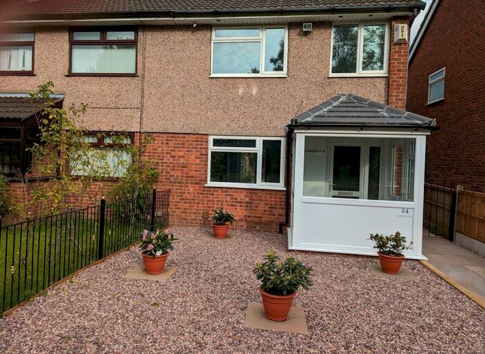 3 Bedroom House To Rent In **Available With Zero Deposits**Larchwod Close, L25
