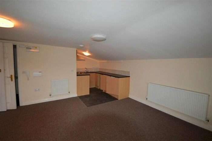 1 Bedroom Flat To Rent In Mealhouse Lane, Atherton, Manchester, M46