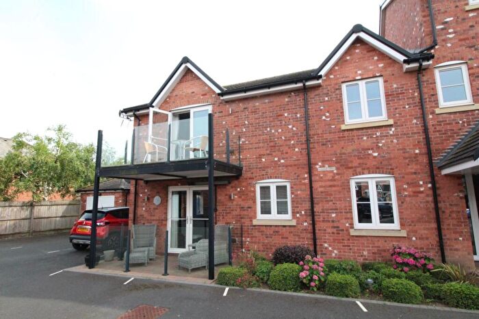 3 Bedroom Apartment For Sale In Warwick Road, Kenilworth, Warwickshire, CV8