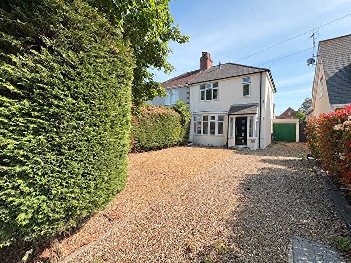 3 Bedroom Semi-Detached House For Sale In Broadway, Yaxley, PE7