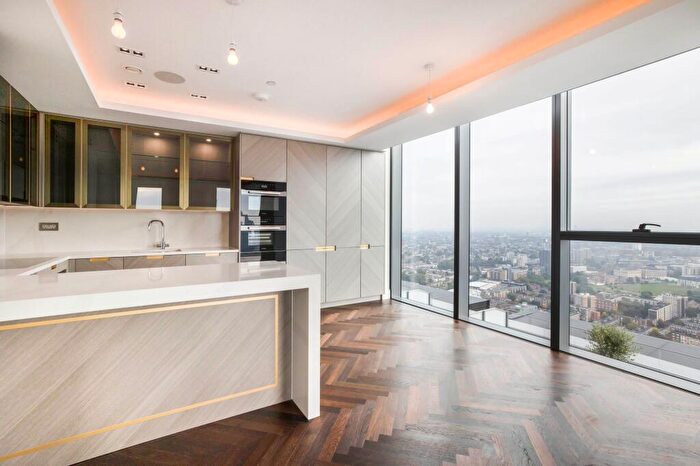 2 Bedroom Apartment For Sale In Bollinder Place, Carrara Tower, EC1V