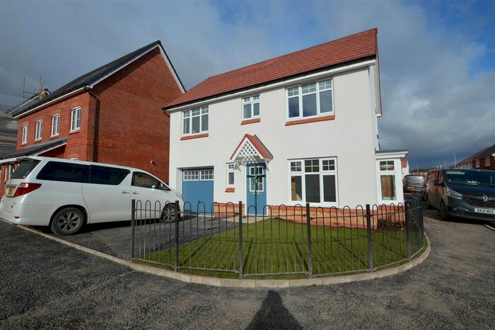 3 Bedroom Property To Rent In Greyhound Avenue, Belle Vue, Manchester, M18