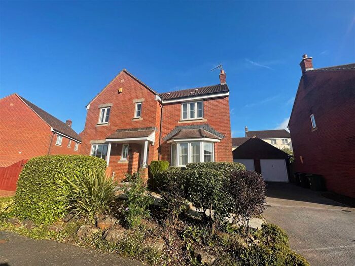 5 Bedroom Detached House To Rent In White Lady Road, Plymstock, Plymouth, PL9