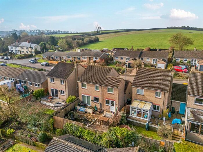 3 Bedroom Link Detached House For Sale In Paynes Close, Piddlehinton, Dorchester, DT2