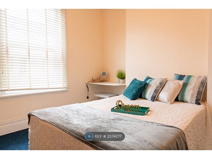 5 Bedroom Terraced House To Rent In Courtenay Street, Cheltenham, GL50