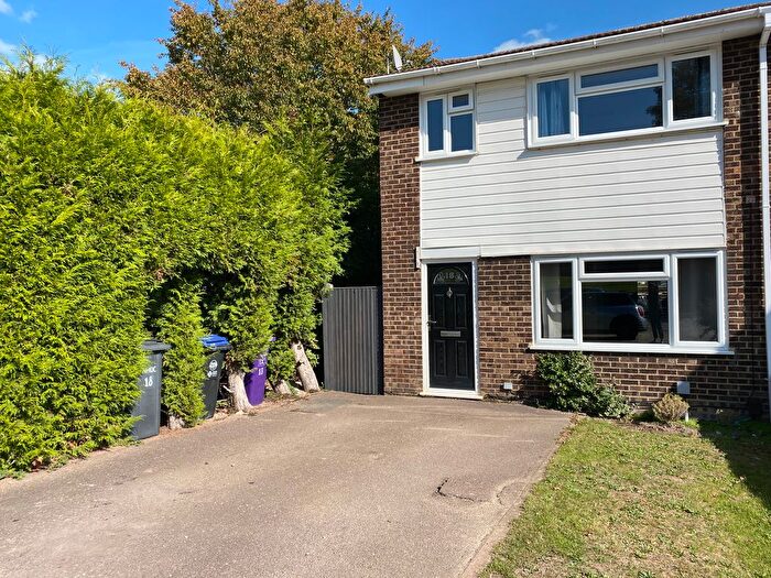 3 Bedroom End Of Terrace House To Rent In Swift Close, Royston, SG8