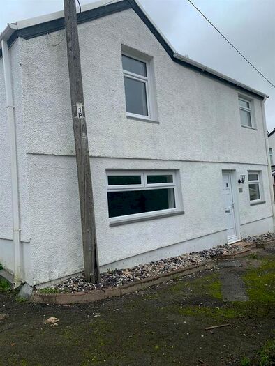 1 Bedroom Detached House To Rent In A Church Street, Treherbert, Treorchy, CF42