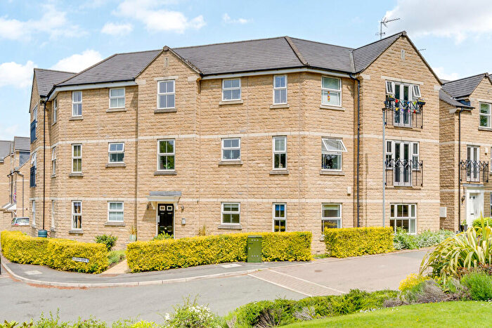 2 Bedroom Apartment To Rent In Threelands, Birkenshaw, BD11