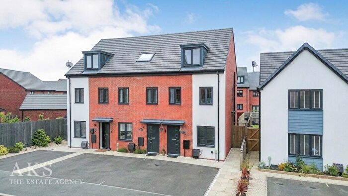 3 Bedroom End Of Terrace House For Sale In Stowe Lane, Hilton, DE65