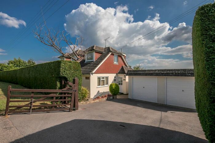 3 Bedroom Detached House For Sale In Punnetts Town, Heathfield, TN21