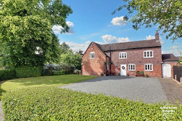 5 Bedroom Cottage For Sale In The Square, Elford, Tamworth, B79