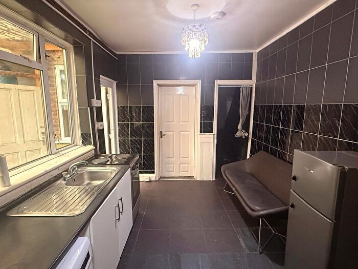 1 Bedroom Flat To Rent In Wimborne Road, Luton, LU1