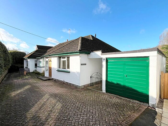 3 Bedroom Bungalow For Sale In The Tors, Kingskerswell, TQ12
