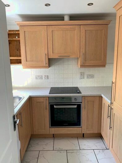 1 Bedroom Flat To Rent In Gardenia Avenue, Luton, LU3
