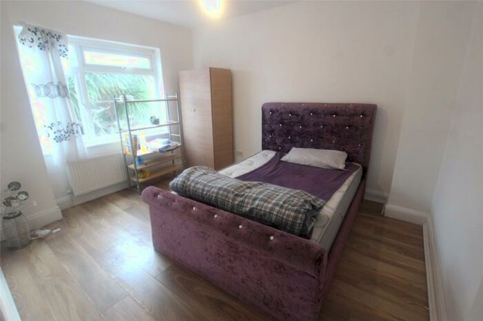 4 Bedroom Semi-Detached House To Rent In Somerville Road, Romford, RM6