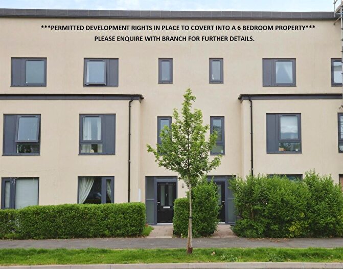 4 Bedroom Town House For Sale In De Normanville Avenue, Leamington Spa, CV31