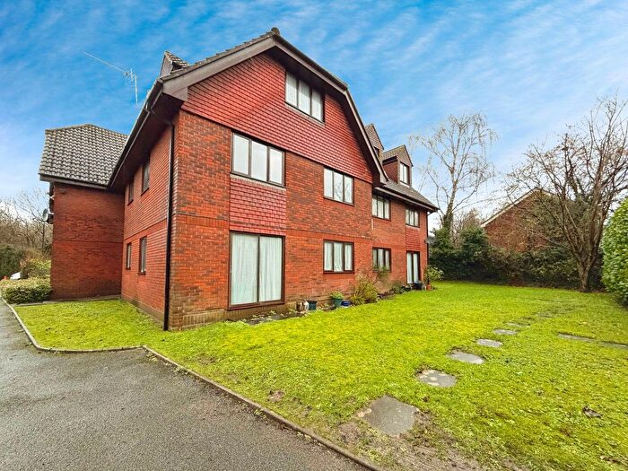 1 Bedroom Flat For Sale In Aldermoor Road, Southampton, SO16