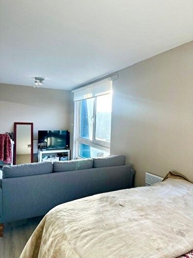 Studio To Rent In Sinclair Gardens, London, W14