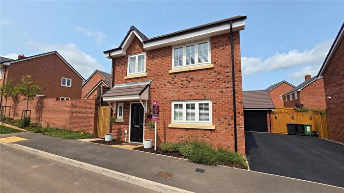 4 Bedroom Detached House For Sale In Hurst Way, Westwood Park, Burton Green, Warwickshire, CV4