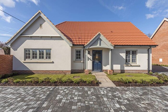 3 Bedroom Detached Bungalow For Sale In Halesworth Road, Reydon, IP18