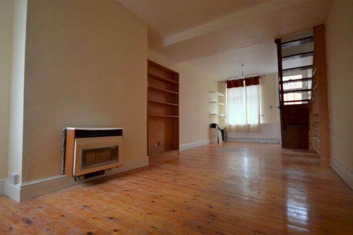 3 Bedroom Detached House To Rent In Western Road, Leicester, LE3