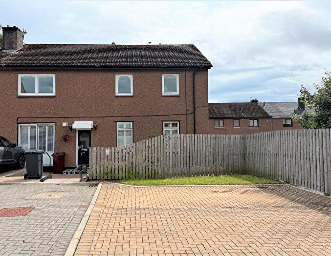 3 Bedroom Flat For Sale In Fintry Drive, Dundee, DD4