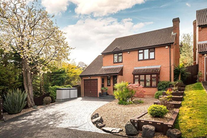 4 Bedroom Detached House For Sale In The Chimes, High Wycombe, HP12