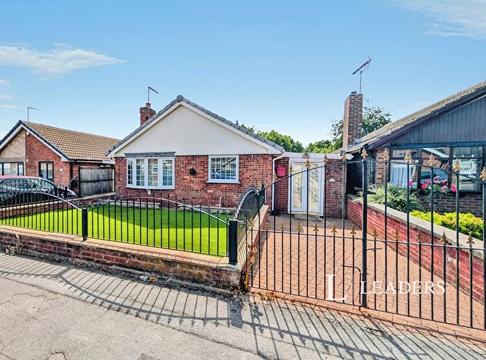 2 Bedroom Detached House For Sale In Wheatfield Way, Sutton-In-Ashfield, Nottinghamshire, NG17