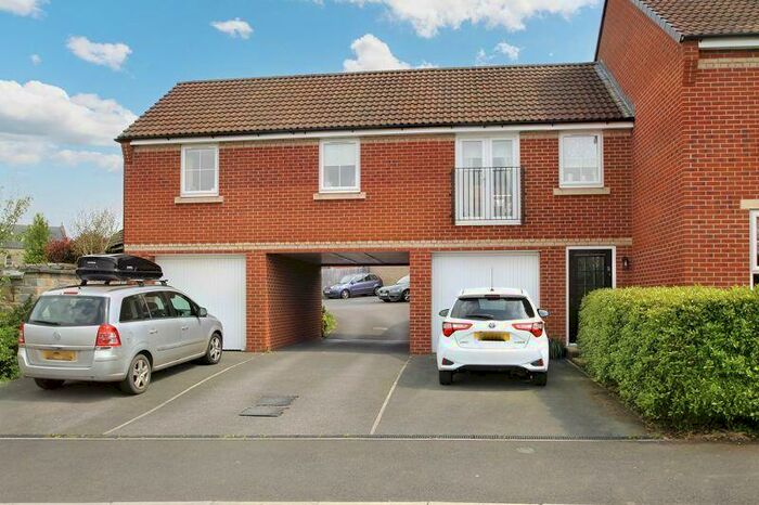 2 Bedroom Coach House For Sale In Coxley, BA5