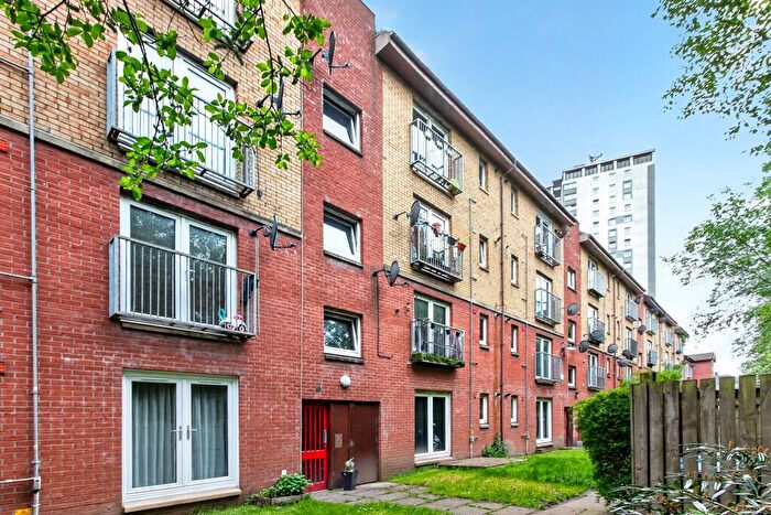 2 Bedroom Flat For Sale In Curle Street, Glasgow, G14