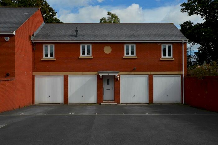 2 Bedroom Detached House To Rent In Brockey Walk, Exeter EX2